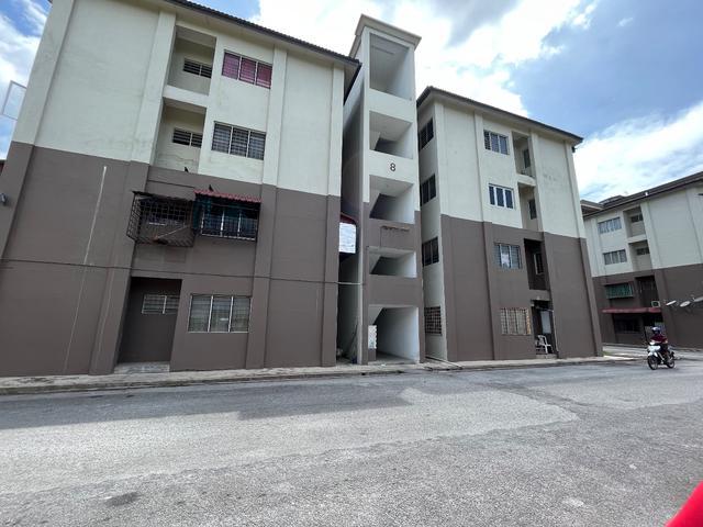 Apartment Nilai Perdana Guard House Rooms 3 baths 2 Nilai