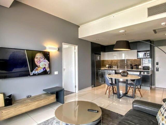 Apartment Sandton Gauteng LS67606817