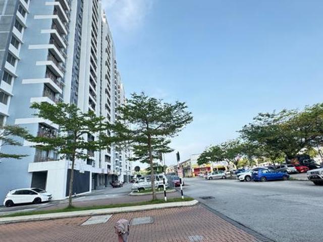 Apartment Sentrovue Low Level near Uitm Puncak Alam