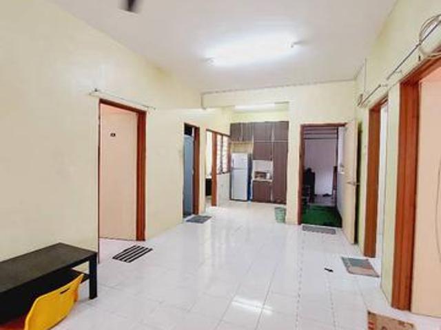 Apartment Seri Dahlia Desa Alam Section U12 Shah Alam