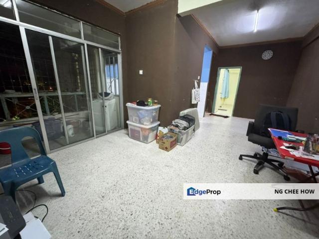 Apartment Seri Inai
