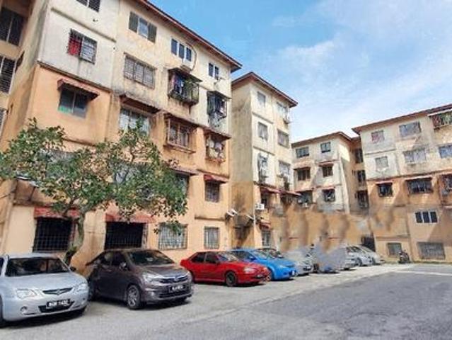 Apartment Sri Indah Seri Kembangan Ground Floor Block4