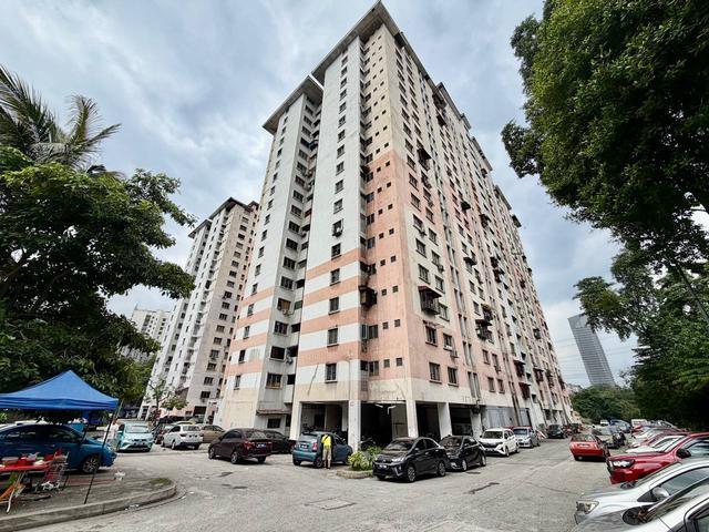 Apartment Pelangi Damansara Persiaran Surian Kota Damansara For Sale