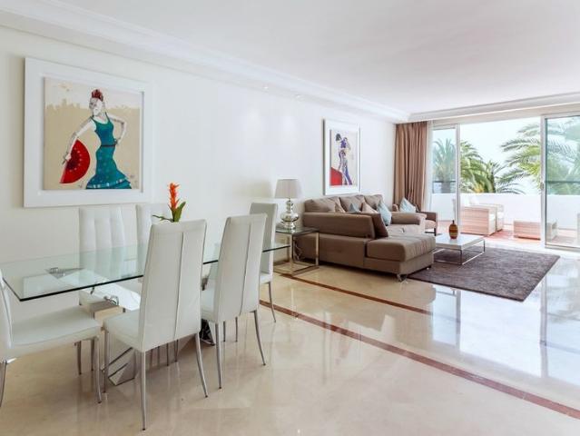 Apartment Penthouse Duplex · Puerto Banús