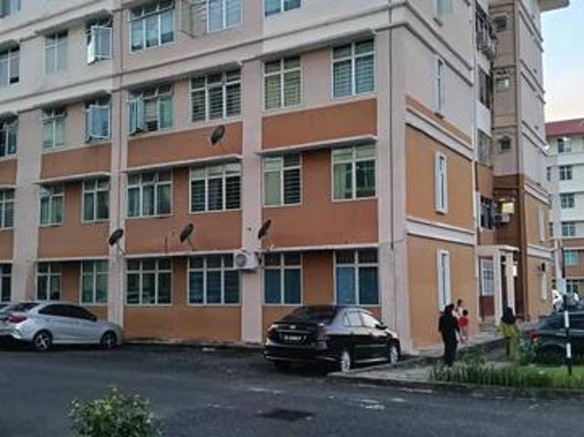 Apartment Permata 1st floor corner lot