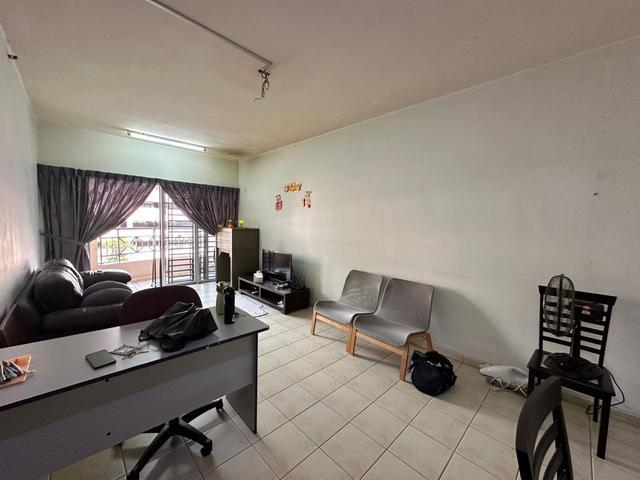 Apartment Prima Regency Plentong Full Loan 2 Parking Low Floor
