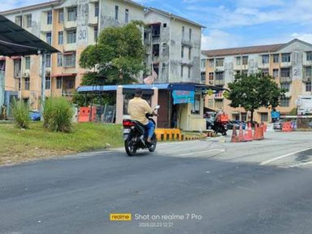 Apartment Putra Perdana Puchong
