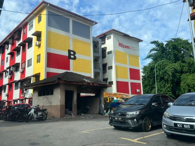 Apartment Putri laksaman batu caves for sale