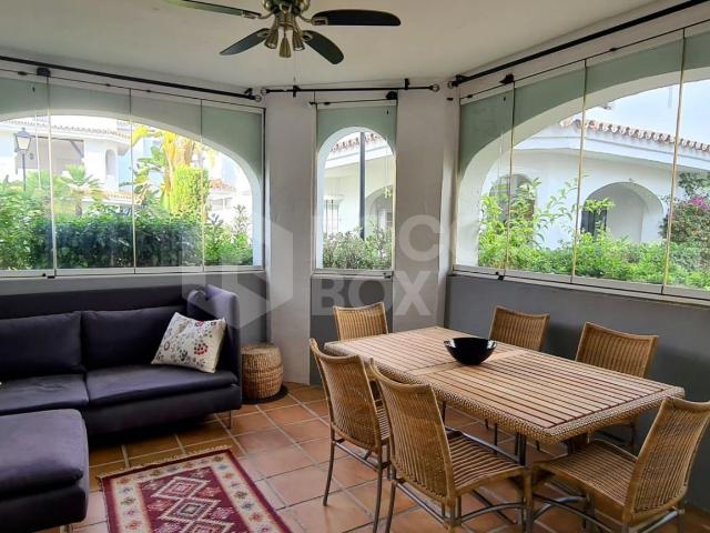 Apartment Retreat in Los Naranjos, Nueva Andalucia
