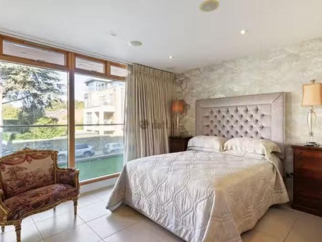 Apartment, Rexdon Court, Ballsbridge, Dublin 4 is for rent