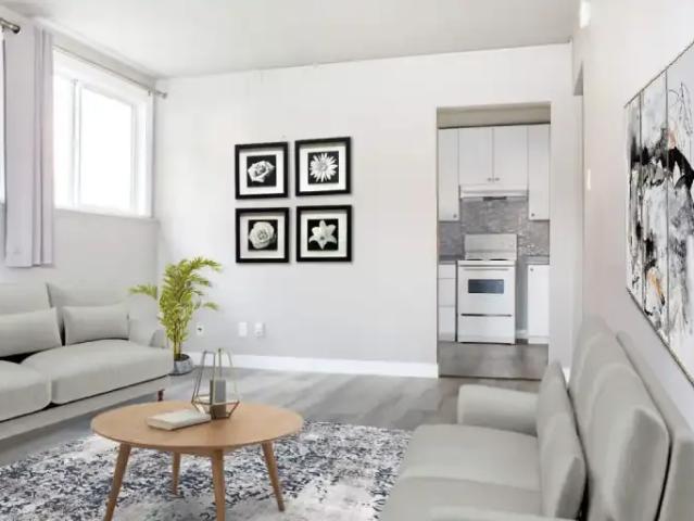Apartment Regina SK 103878489