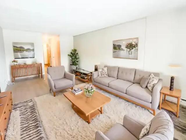 Apartment Regina SK 104971844