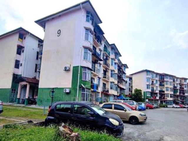 Apartment Ruvena Villa Puchong Taman Putra Perdana 100LoanRebate