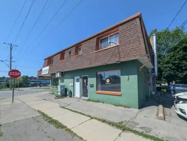 Apartment Welland ON 105248941
