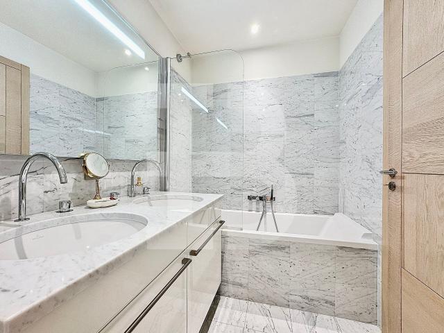 Apartment with 4 rooms on sale in À deux minutes de Vésenaz 166 m² | dreamo. Ch