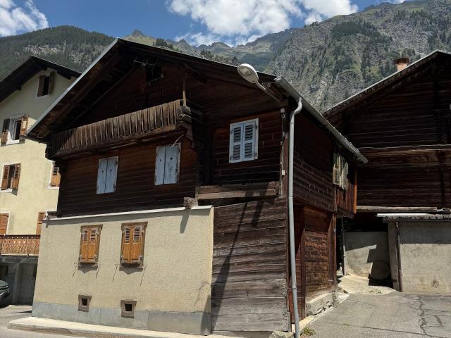 Apartment with 4 rooms on sale in Lourtier 52 m² | dreamo. Ch