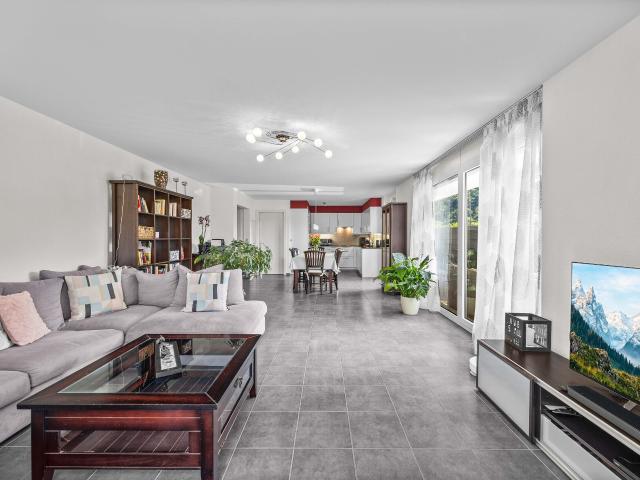 Apartment with 4 rooms on sale in Rennaz 150 m² | dreamo. Ch