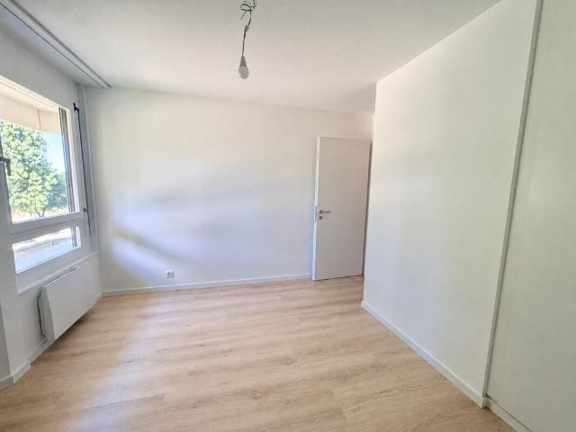 Apartment with 4 rooms on sale in Tolochenaz 114 m² | dreamo. Ch