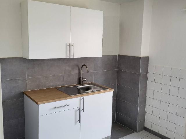 Apartment with 4 rooms for rent in La Chaux de Fonds 88 m² | dreamo. Ch
