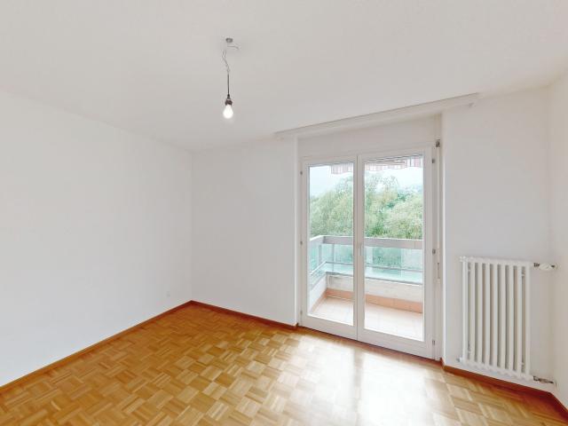 Apartment with 4.5 rooms for rent in Davesco Soragno 102 m² | dreamo. Ch