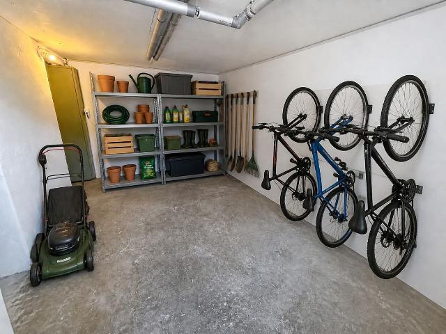 Apartment with 4.5 rooms on sale in Gampelen 116 m² | dreamo. Ch