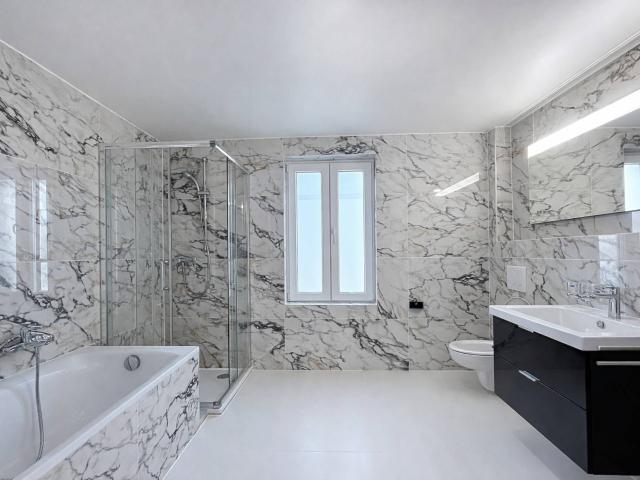 Apartment with 4.5 rooms on sale in Jouxtens Mézery 229 m² | dreamo. Ch