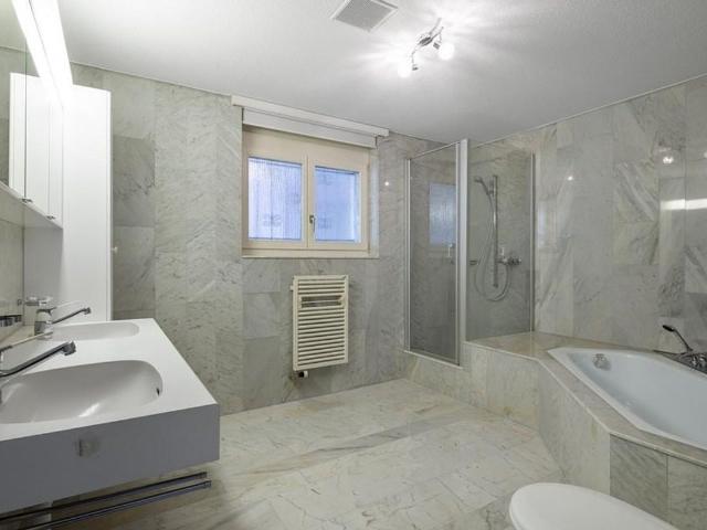 Apartment with 4.5 rooms on sale in Küssnacht am Rigi 210 m² | dreamo. Ch