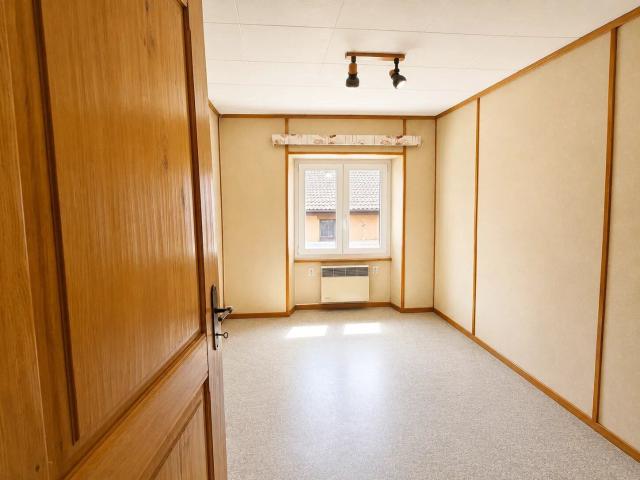 Apartment with 4.5 rooms on sale in Orsières 108 m² | dreamo. Ch