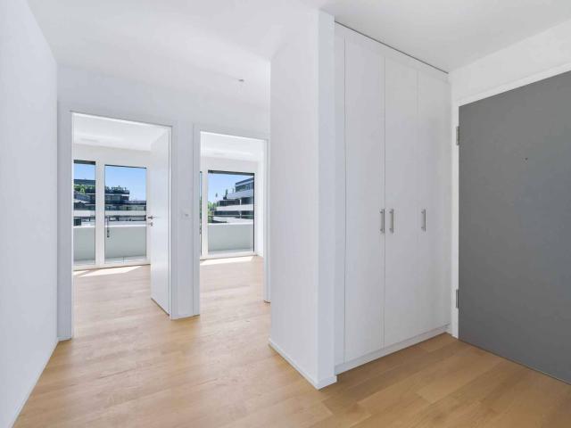 Apartment with 4.5 rooms on sale in Rolle 169 m² | dreamo. Ch