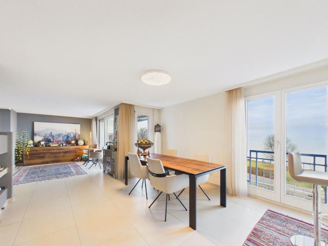Apartment with 4.5 rooms on sale in Rorschacherberg 159 m² | dreamo. Ch