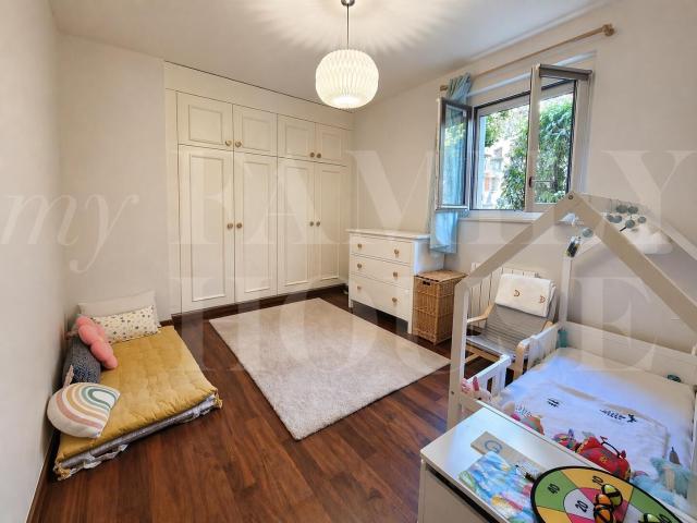 Apartment with 5 rooms on sale in Thônex 125 m² | dreamo. Ch