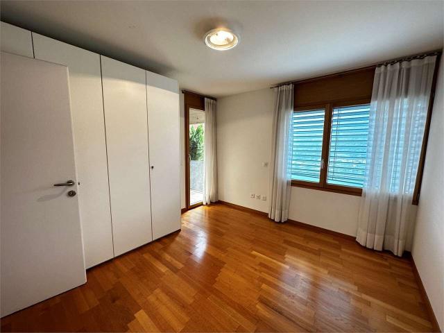 Apartment with 5 rooms for rent in Lugano 280 m² | dreamo. Ch