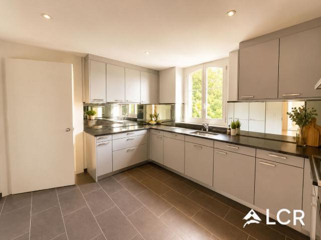 Apartment with 5.5 rooms for rent in Neuchâtel 155 m² | dreamo. Ch