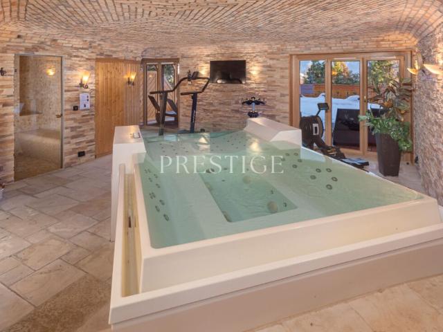 Apartment with 5.5 rooms on sale in Crans Montana 214 m² | dreamo. Ch