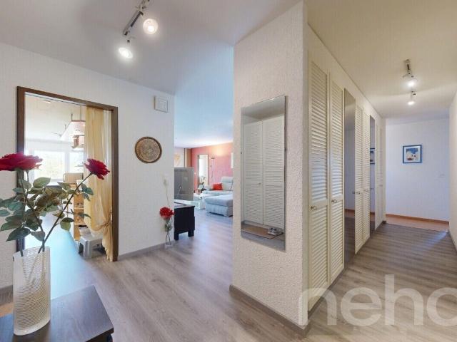 Apartment with 5.5 rooms on sale in La Chaux de Fonds 157 m² | dreamo. Ch