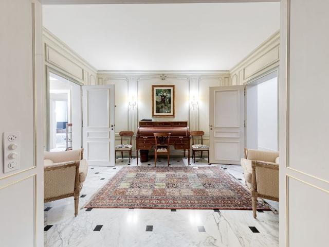 Apartment with 5.5 rooms on sale in Lausanne 250 m² | dreamo. Ch