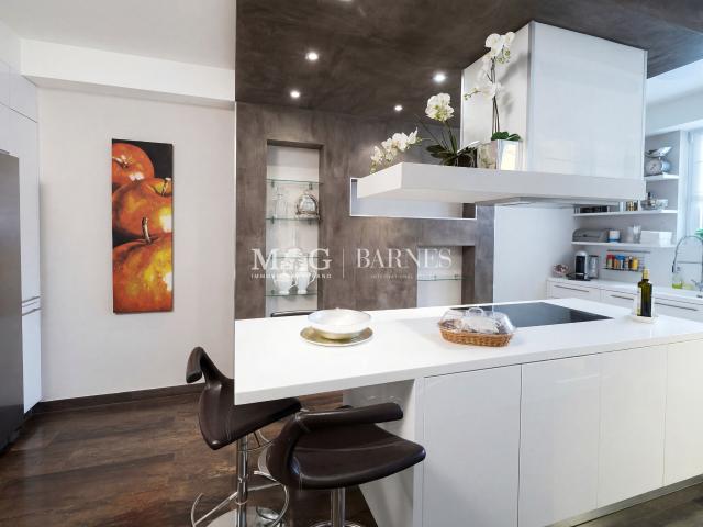 Apartment with 5.5 rooms on sale in Lugano, Ticino 188 m² | dreamo. Ch