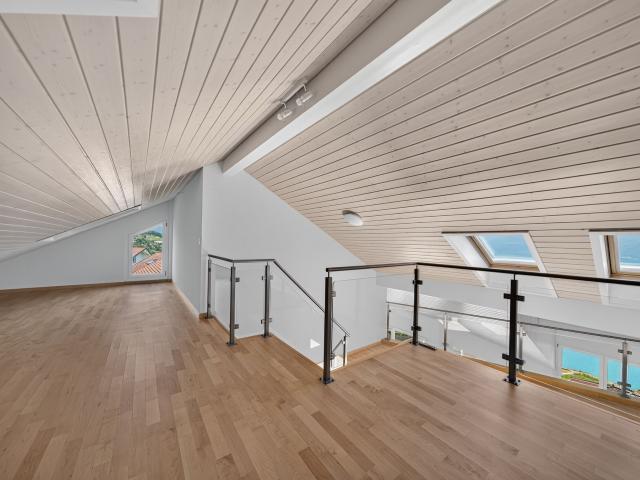 Apartment with 5.5 rooms on sale in Magnifique vue lac Ref AP0202 | dreamo. Ch