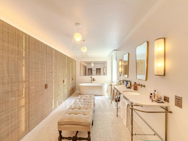 Apartment with 5.5 rooms on sale in Rolle 266 m² | dreamo. Ch