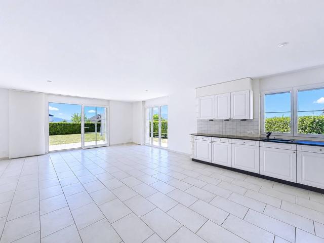 Apartment with 5.5 rooms on sale in St Légier La Chiésaz 152 m² | dreamo. Ch