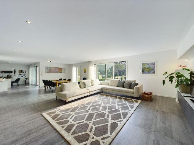Apartment with 6 rooms on sale in Caslano 244 m² | dreamo. Ch