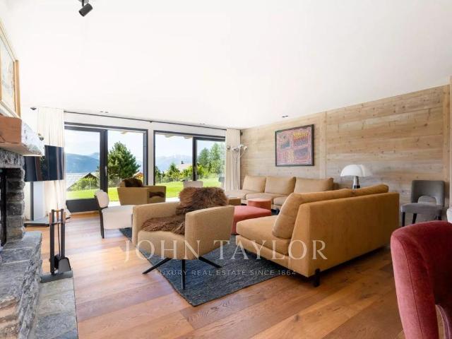 Apartment with 6 rooms on sale in Crans Montana 227 m² | dreamo. Ch