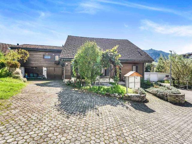 Apartment with 6 rooms on sale in Neu St. Johann 123 m² | dreamo. Ch
