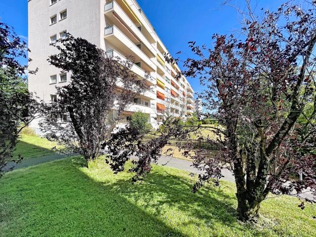 Apartment with 6 rooms on sale in Versoix 130 m² | dreamo. Ch