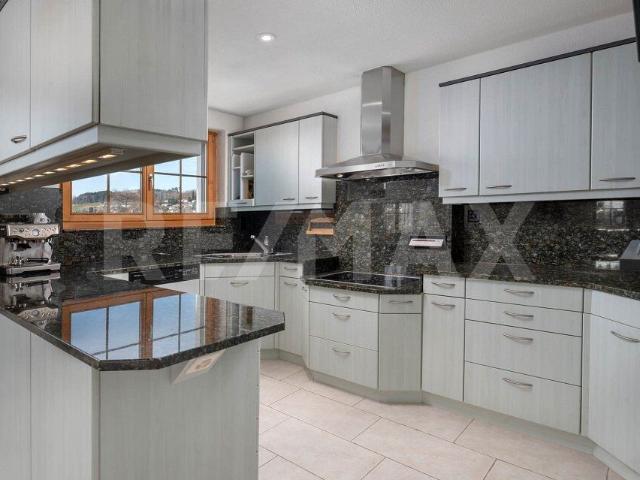 Apartment with 6.5 rooms on sale in Bäretswil 185 m² | dreamo. Ch