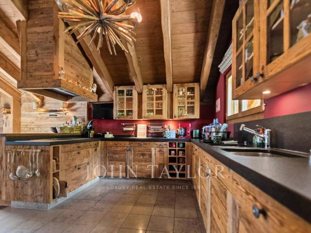 Apartment with 6.5 rooms on sale in Crans Montana 250 m² | dreamo. Ch