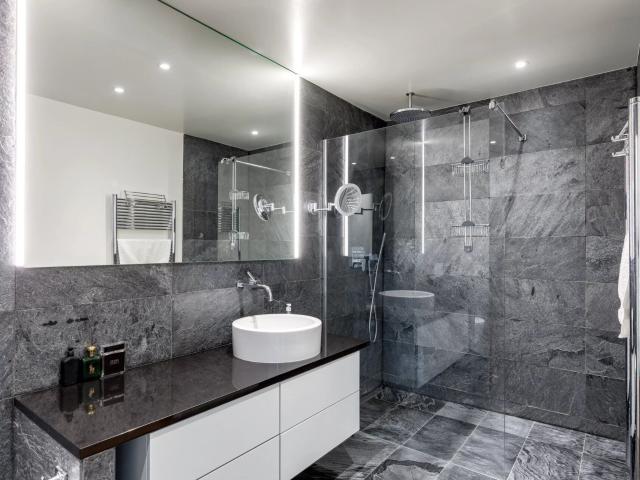 Apartment with 7 rooms on sale in Corsier 360 m² | dreamo. Ch