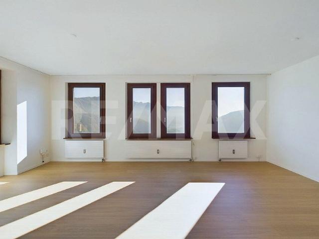 Apartment with 7 rooms on sale in Carona 180 m² | dreamo. Ch