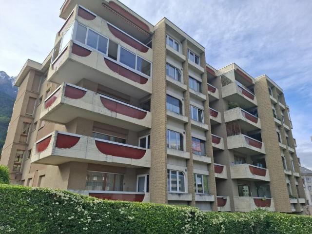 Apartment with 7 rooms on sale in Saxon 174 m² | dreamo. Ch