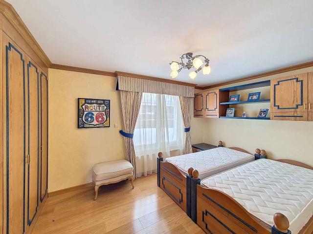 Apartment with 7.5 rooms on sale in Crans Montana 255 m² | dreamo. Ch